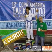Andreza Neves medalha de ouro em taekwondo